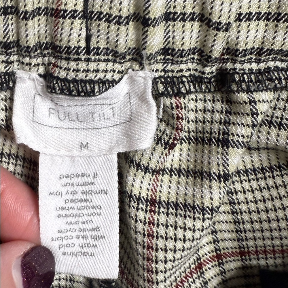 Full Tilt Black and Cream cuffed Plaid Trouser Pants - Picture 3 of 10